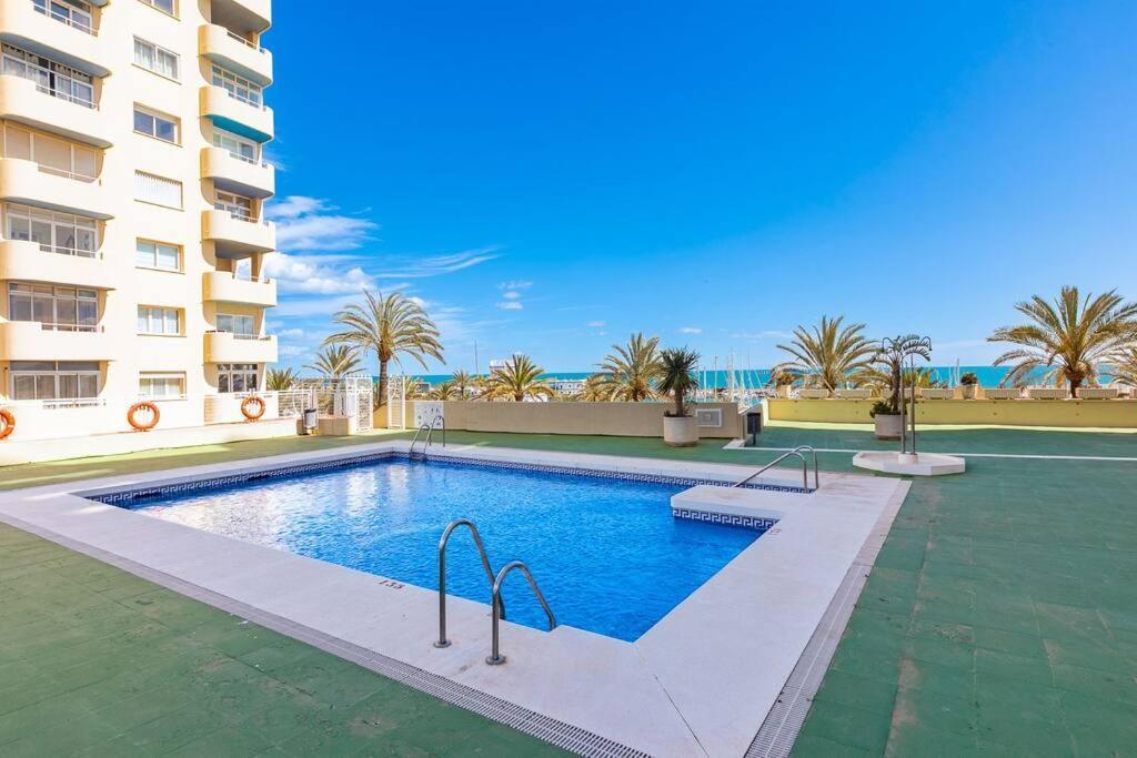 Seaview Estepona Marine Port With Pools エクステリア 写真